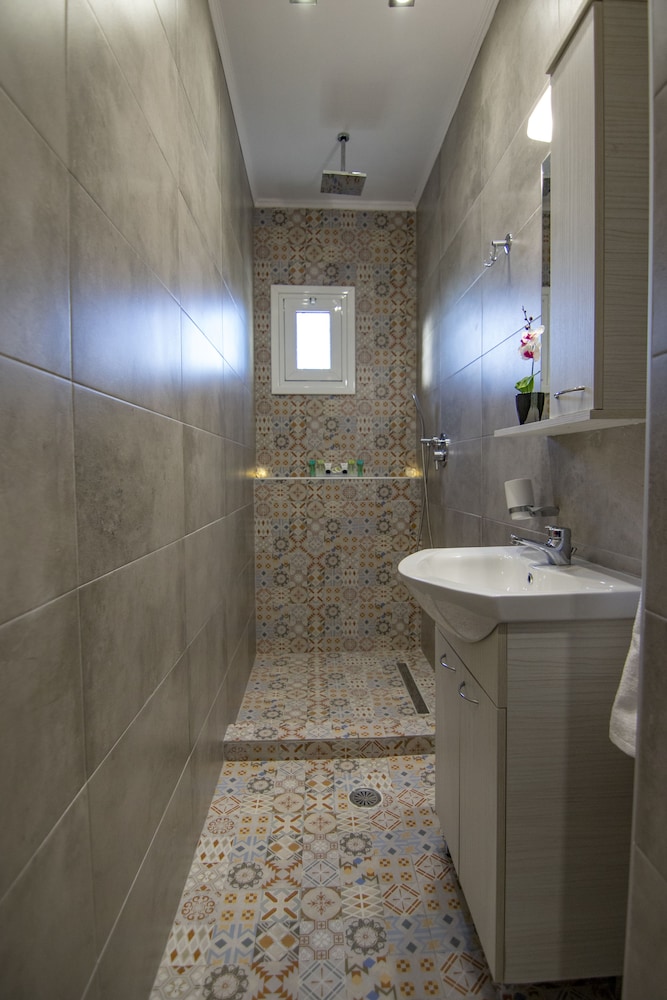 Haraki Villas 35/36