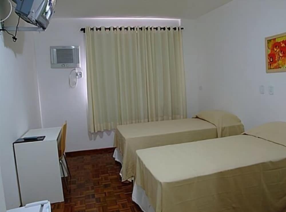 HOTEL LONDRISTAR — photo 3