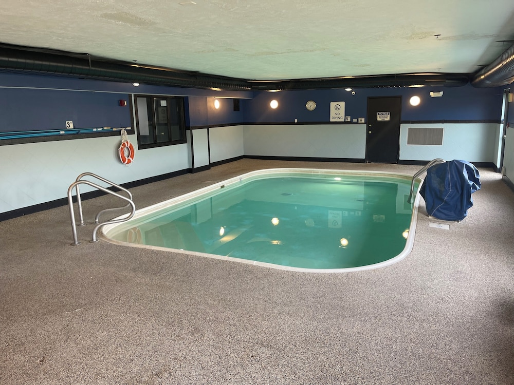 New Victorian Suites 37/66