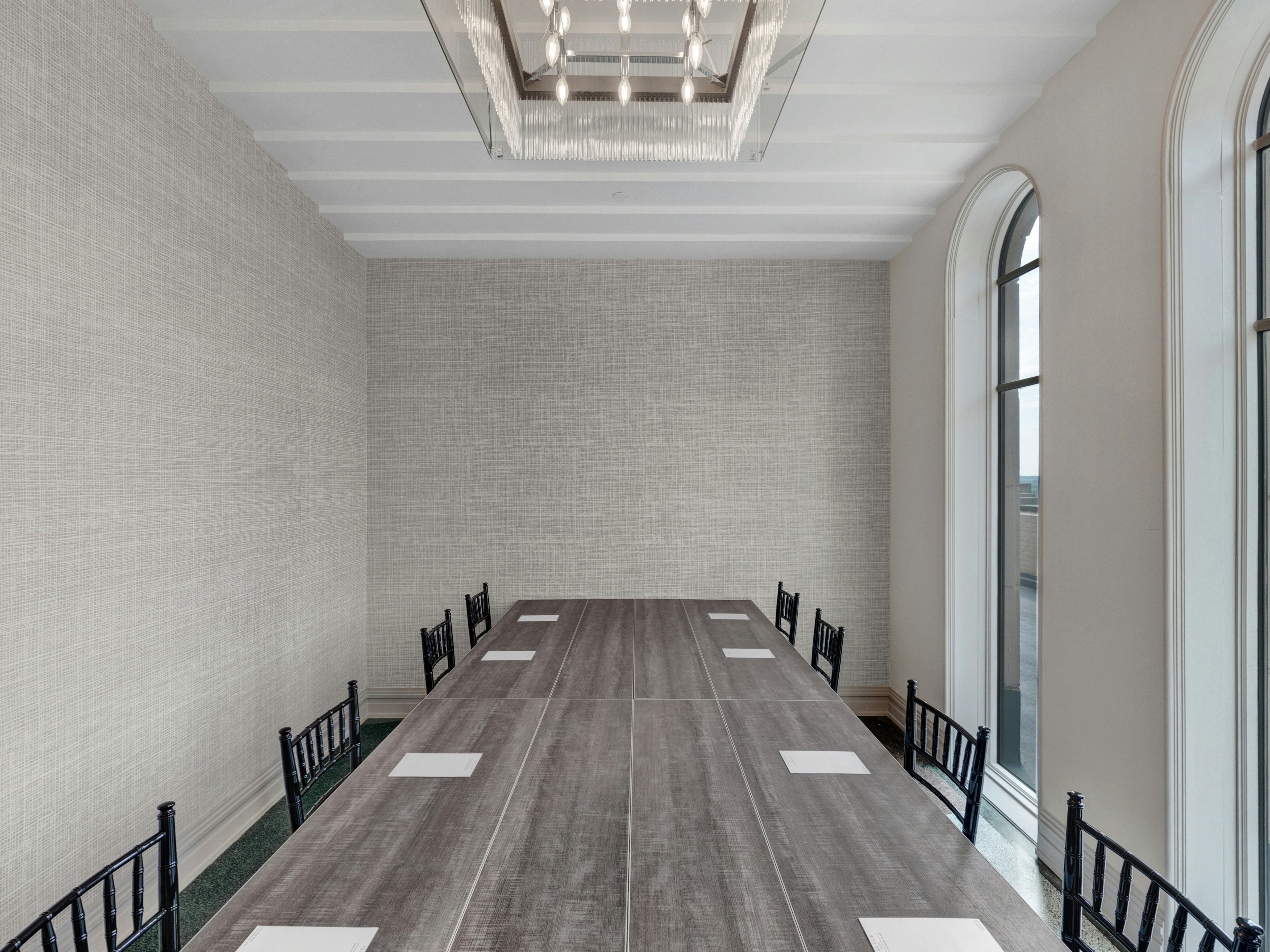 Tulsa Club Hotel Curio Collection By Hilton 84/89
