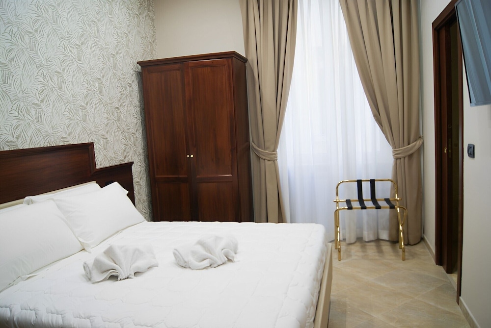 Hotel Esposizione Roma 12/23