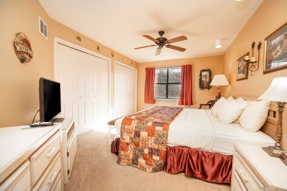 Pointe Royale Condominium Resort & Golf Course 55/81