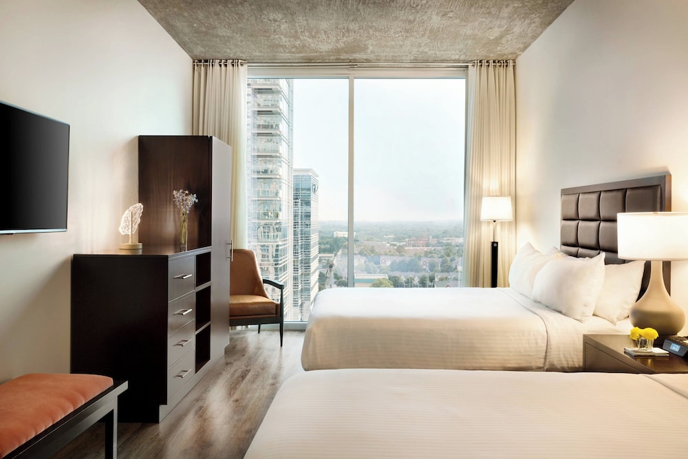 2 BEDROOMS, SUITE, BALCONY, ACCESSIBLE