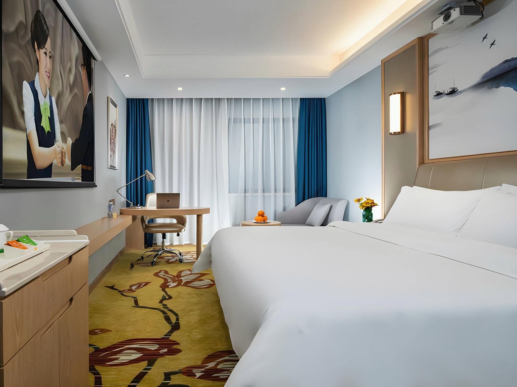 Vienna Hotel (Huaiyuan Xinhe) 5/33