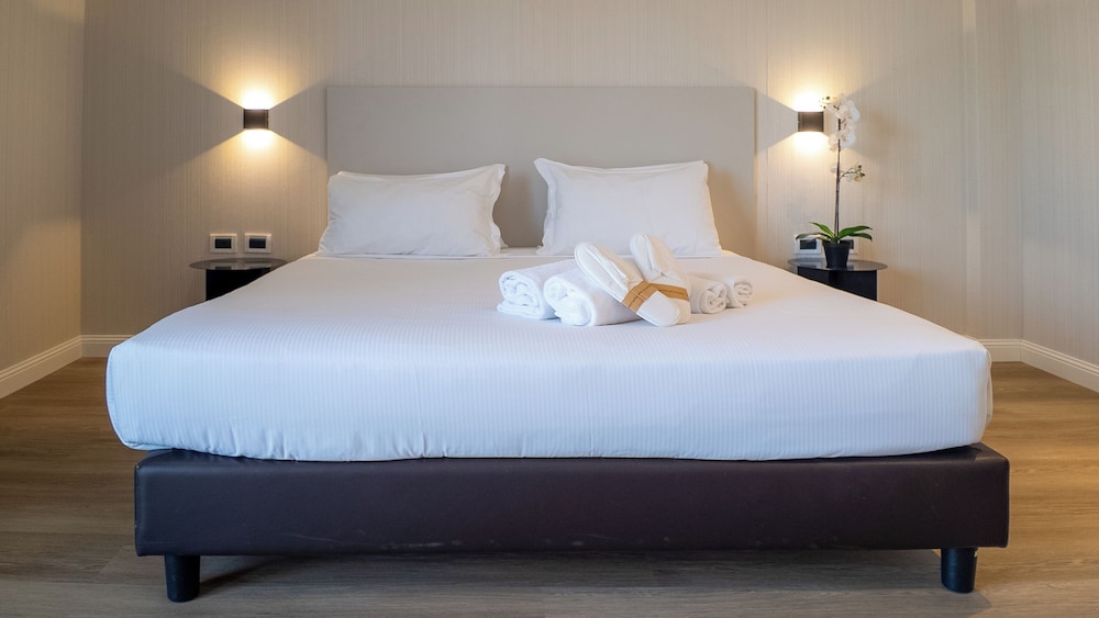 STANDARD, DOUBLE BED