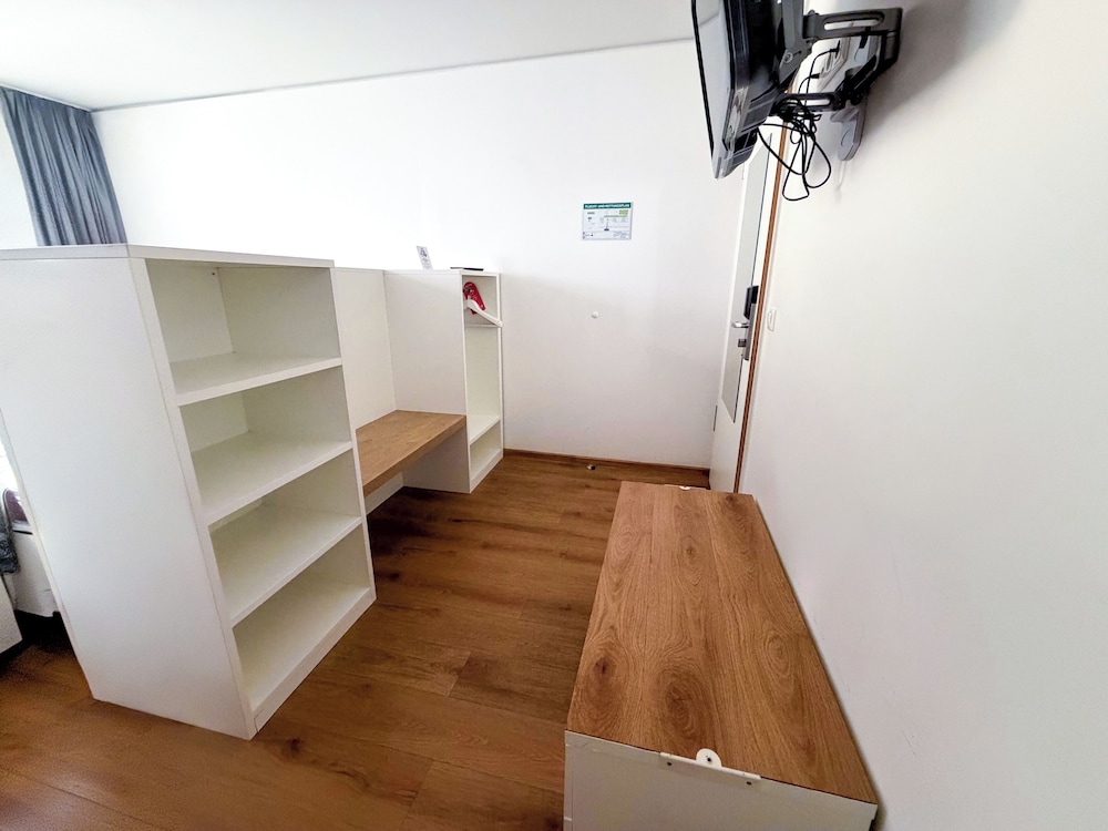 Mk Hotel Munchen Max-Weber-Platz 39/70