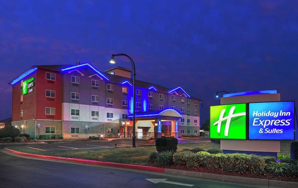 Holiday Inn Express Hotel Suites Jenks 1/72