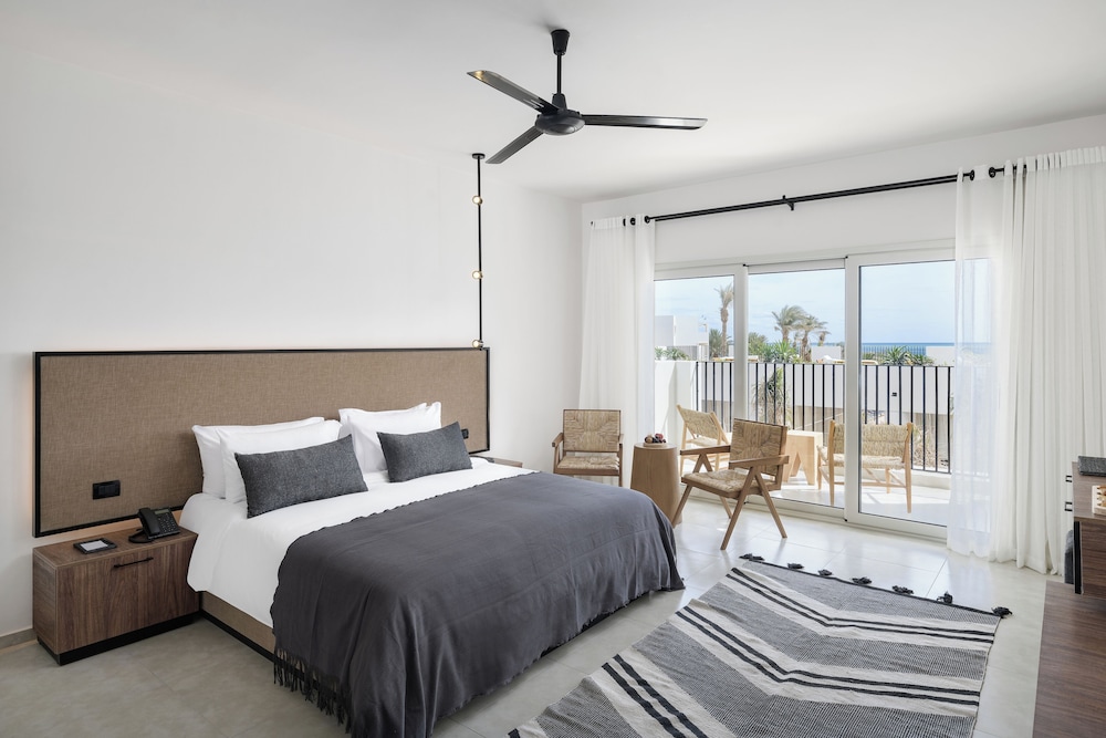 Serry Beach Resort 25/68
