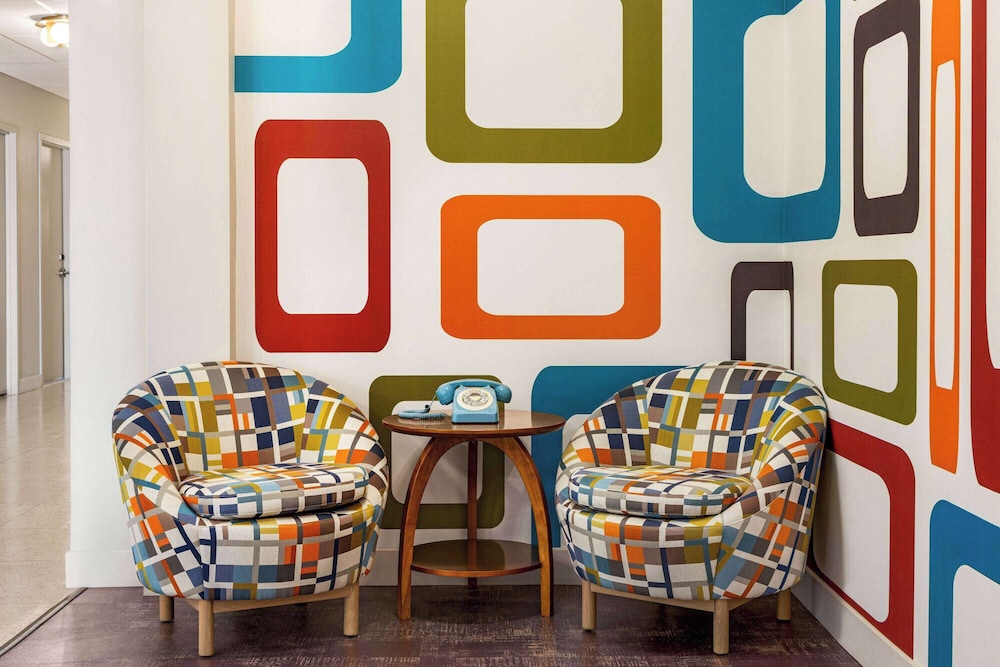 The Orbit Hotel, Trademark Collection by Wyndham 38/42