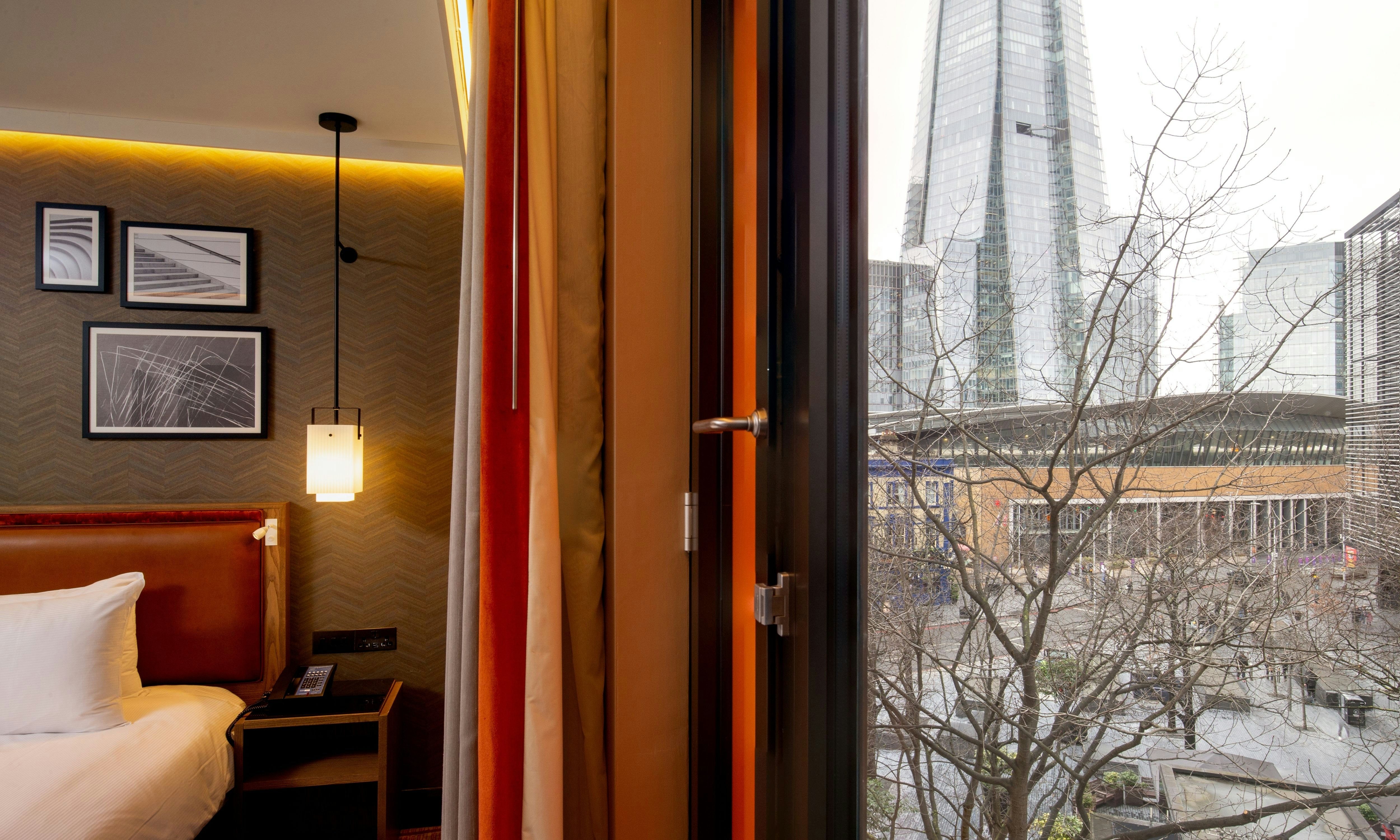 Hilton London Tower Bridge 33/83