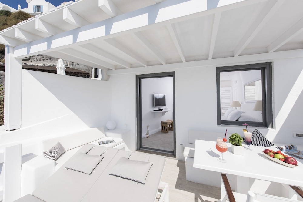Aqua Luxury Suites 31/75