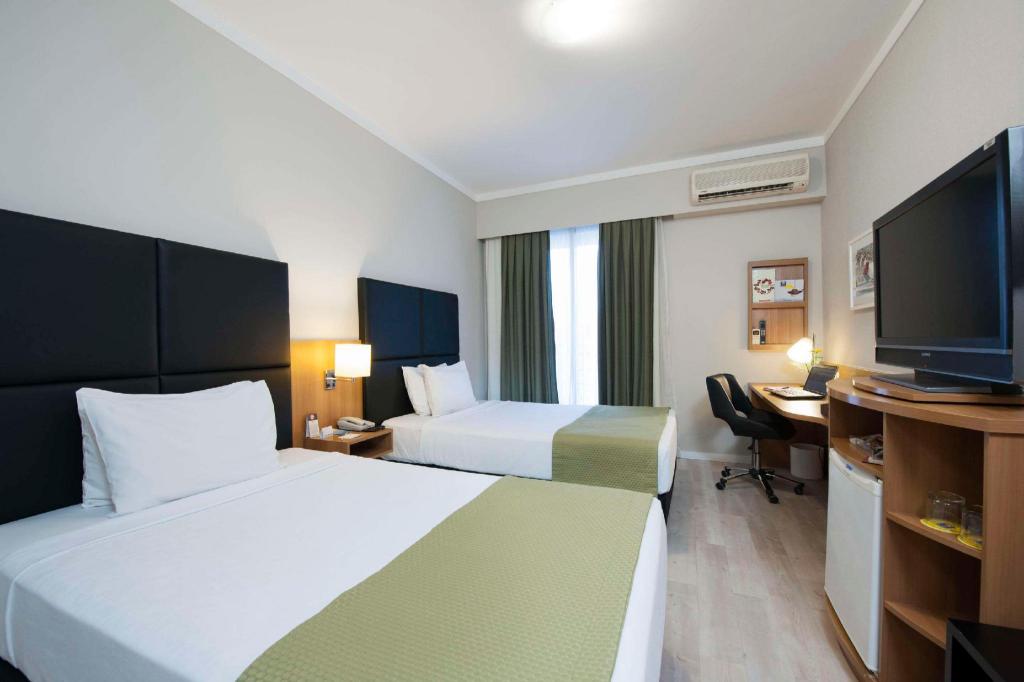 Standard, Twin Beds