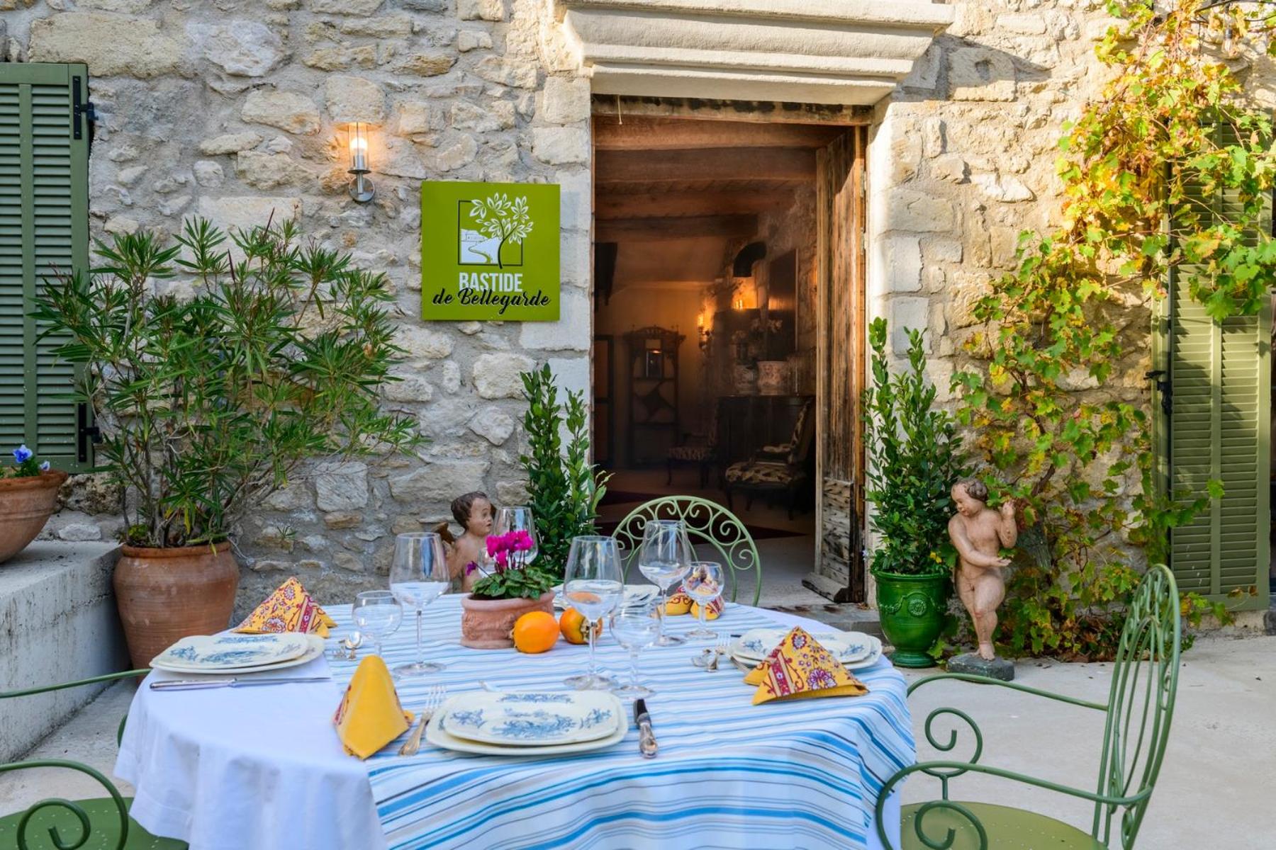 Bastide de Bellegarde 9/23