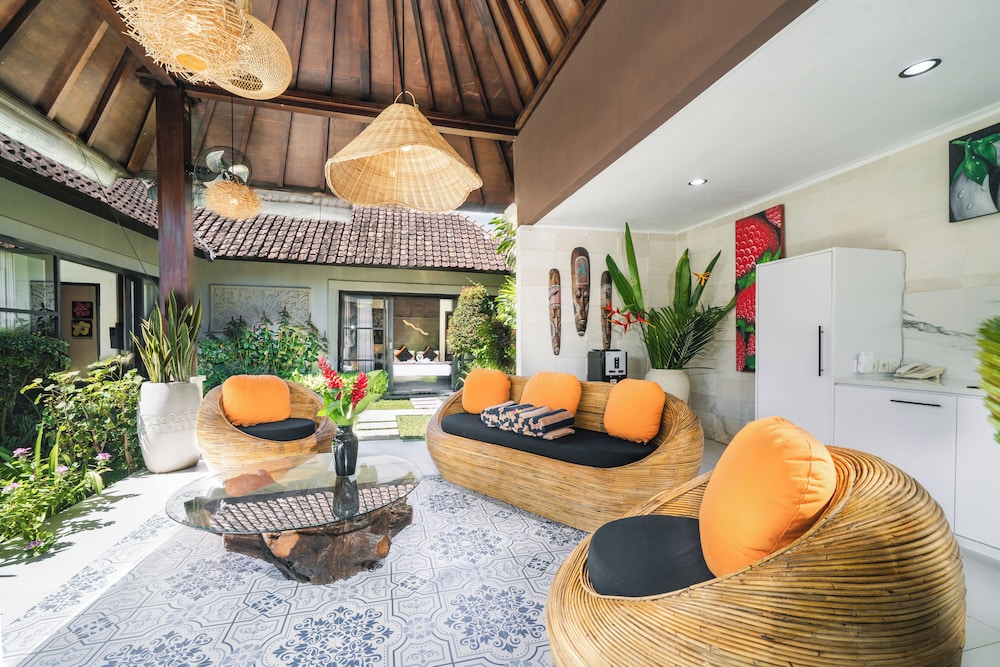 Katala Villas 30/50