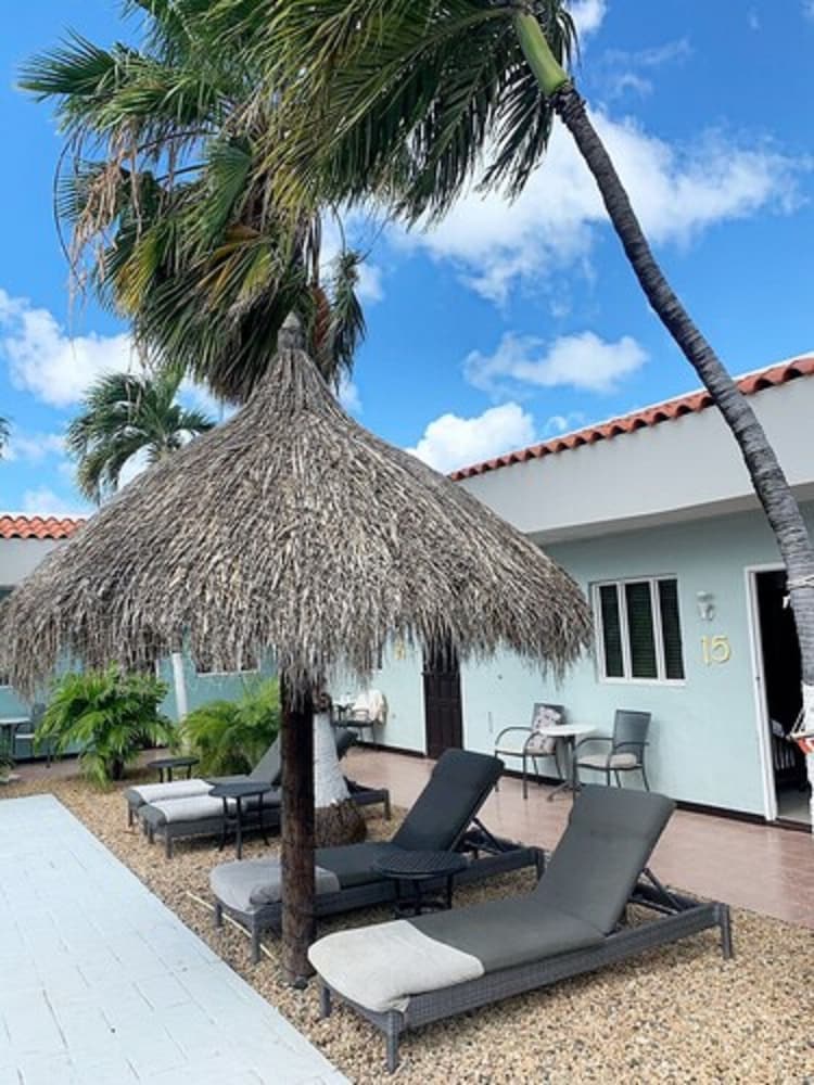 Arubiana Inn 52/64