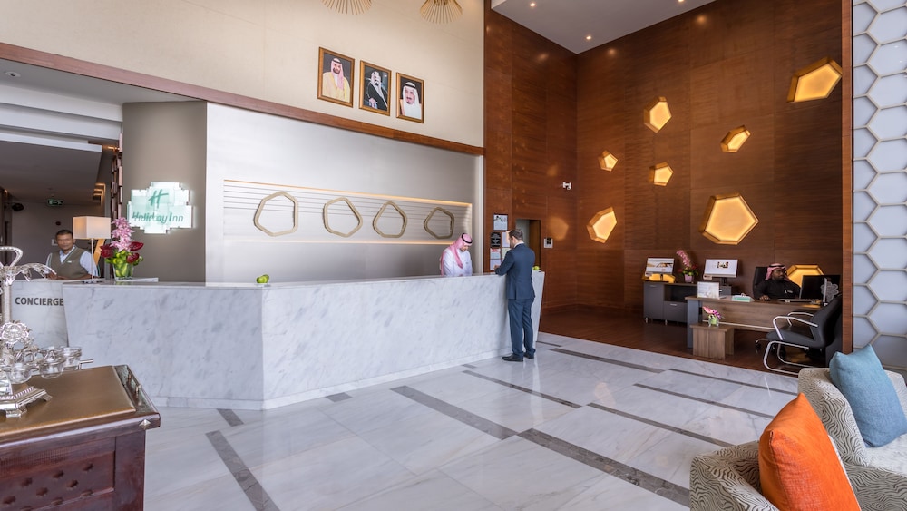Holiday Inn Jeddah Gateway 8/59