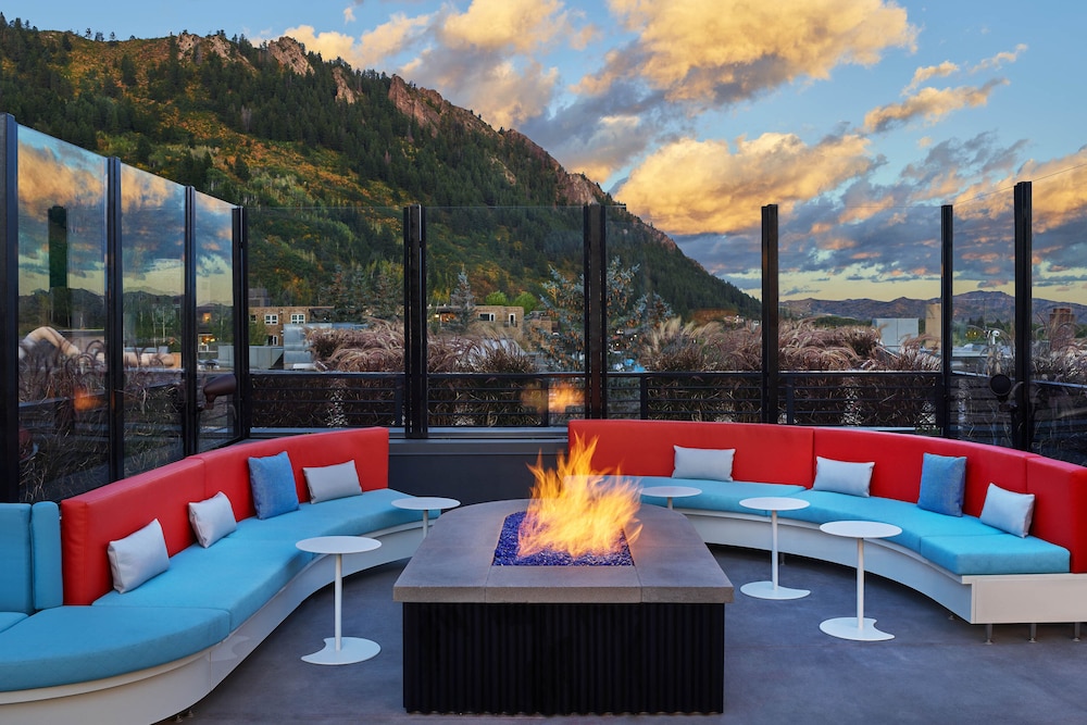 The Sky Residences at W Aspen 60/69