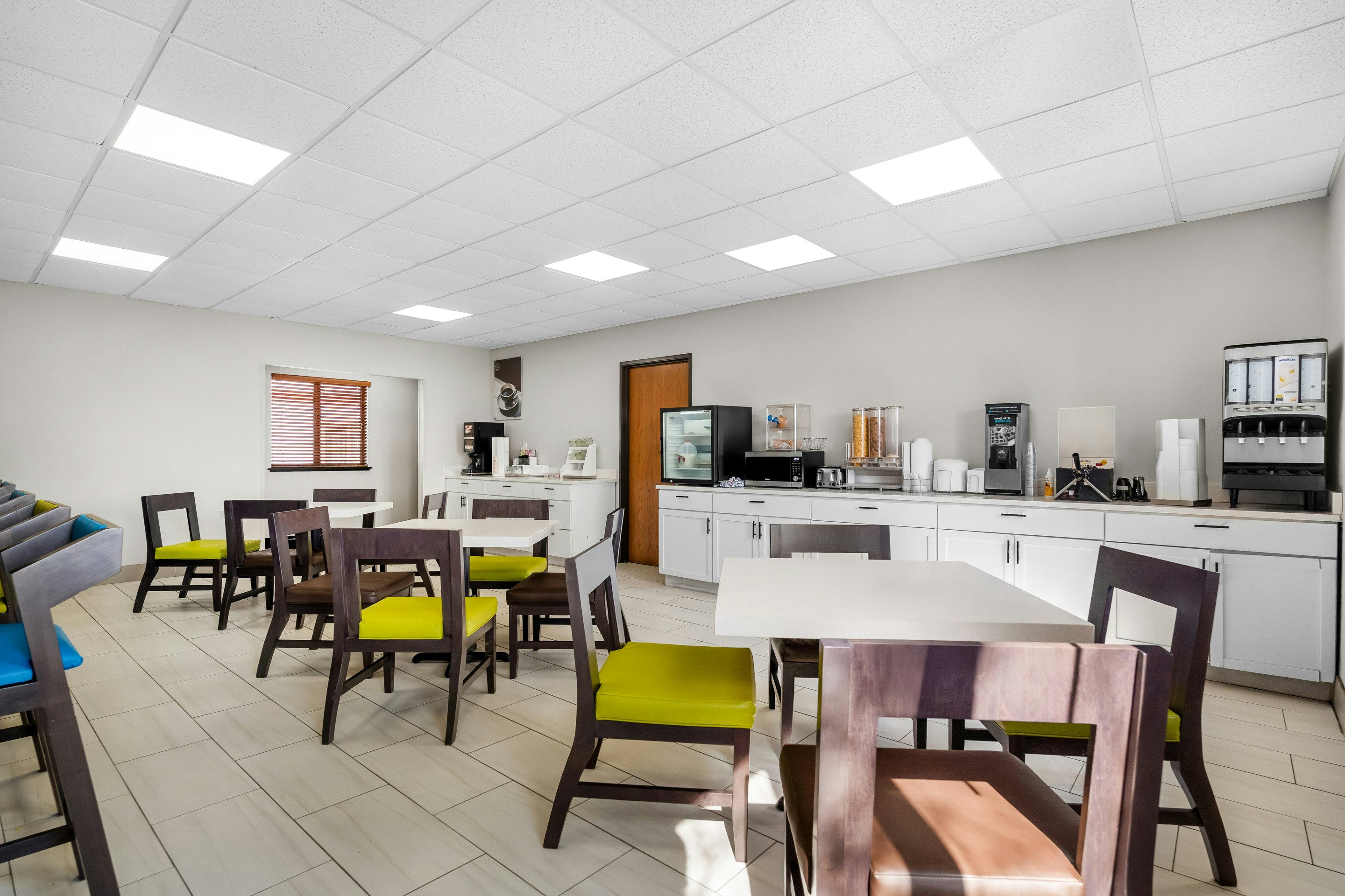 Red Roof Inn & Suites Tomah 40/57