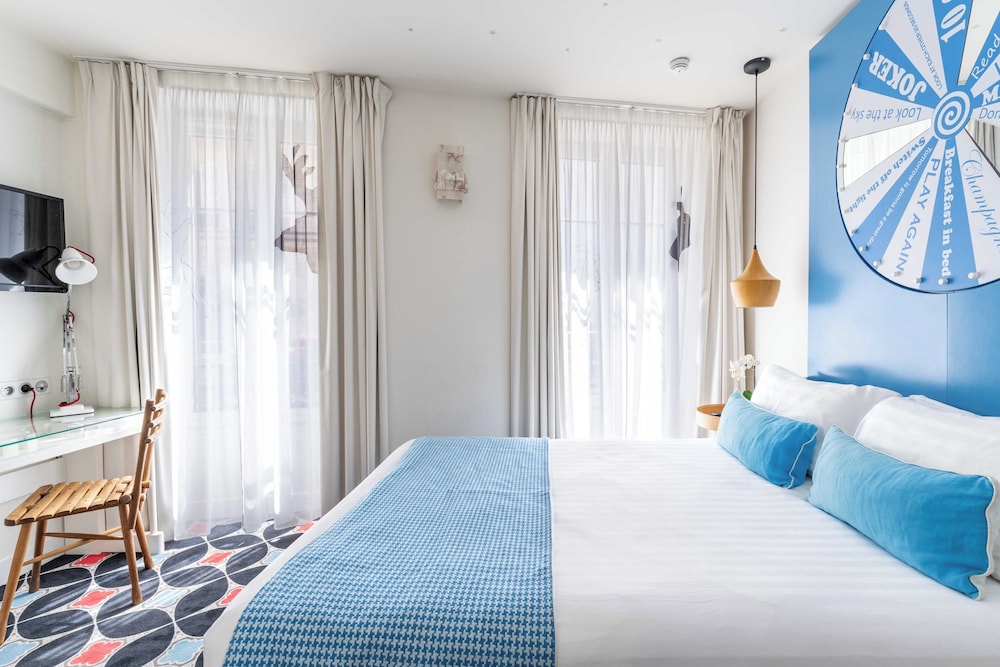 Joke Hotel Astotel 18/50