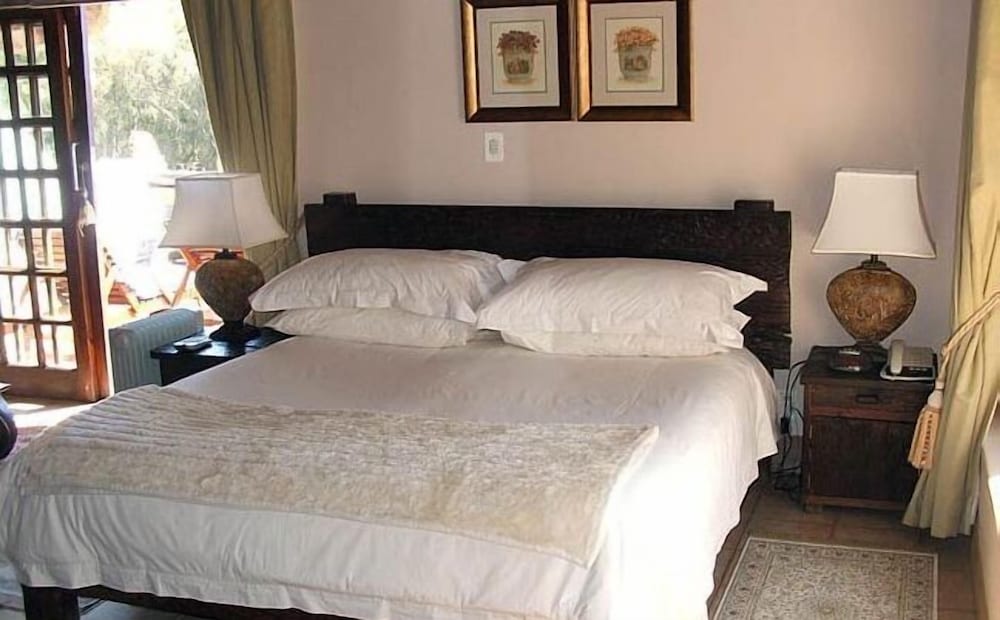 Coral Tree Inn 6/43