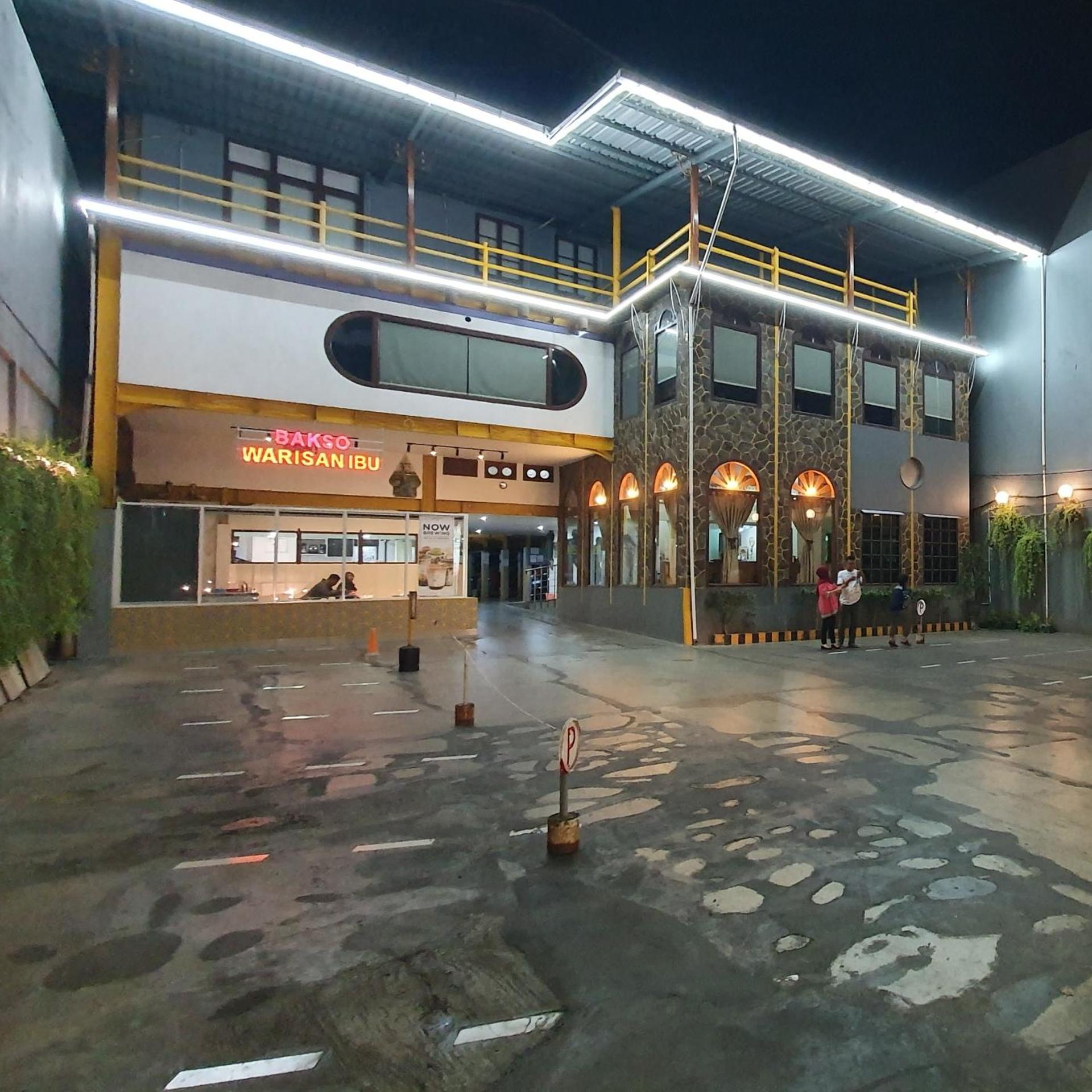 Hotel Olympic Semarang 2/36