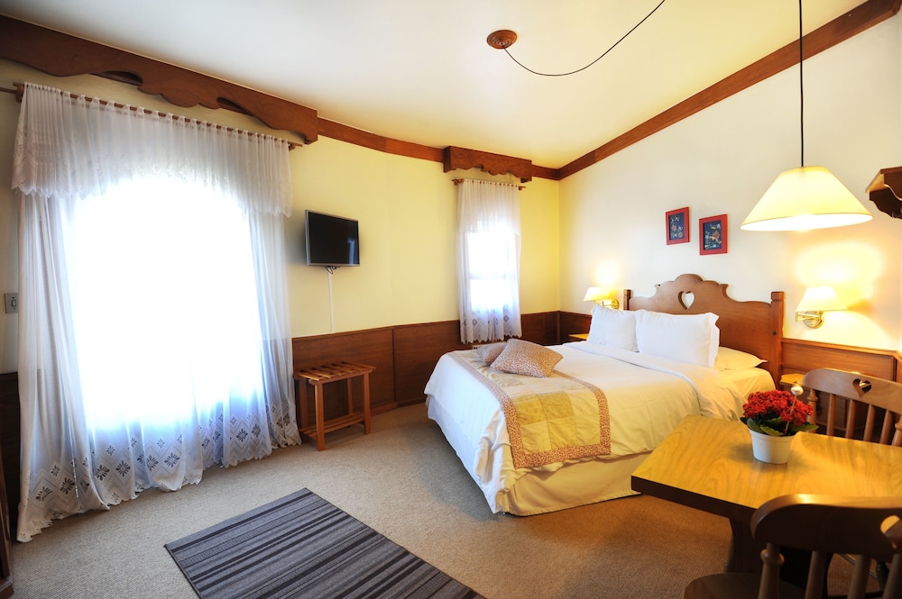 Hotel Das Hortensias 34/66