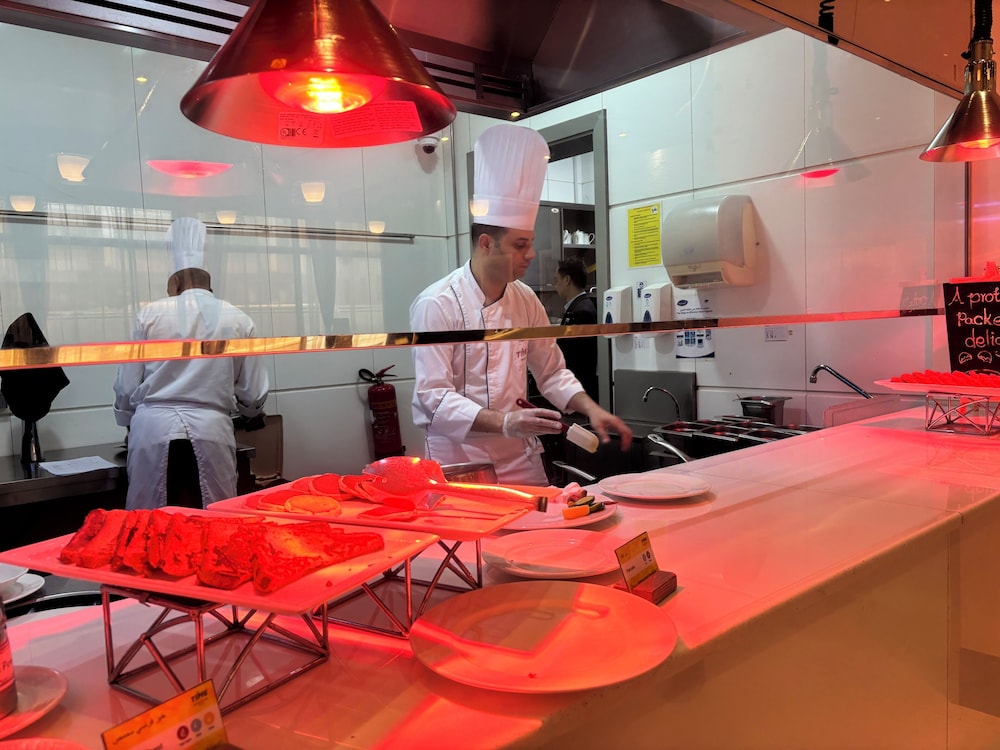 restaurant cafeteria