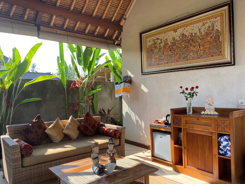 Rumah Dadong 2/50