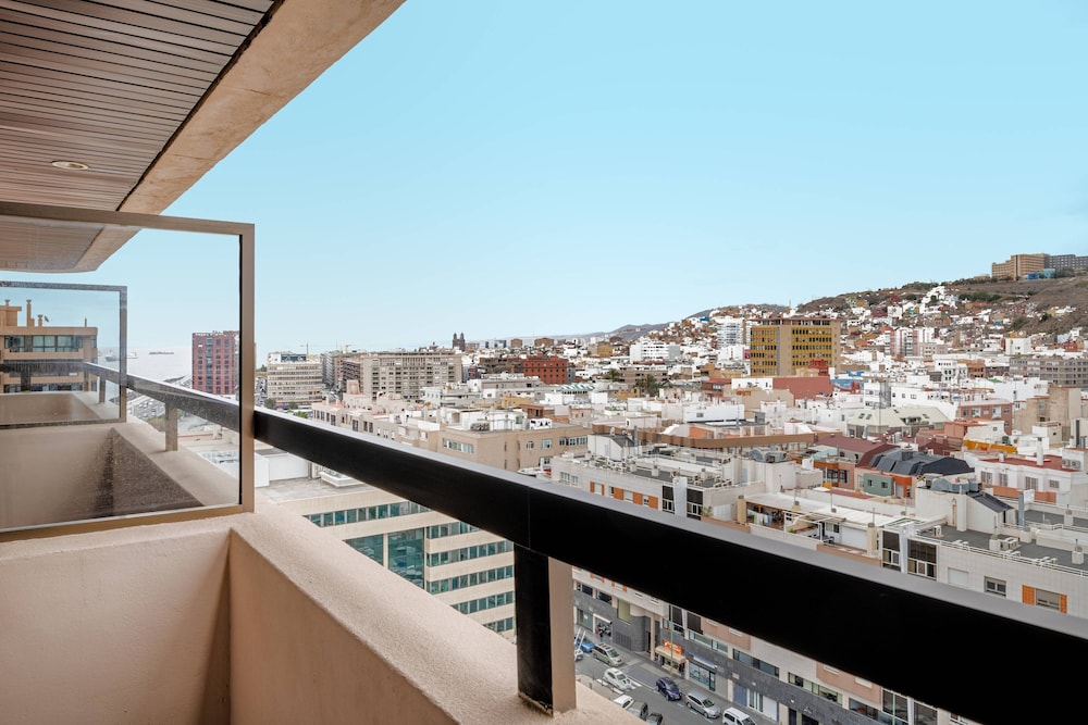 Ac Hotel Iberia Las Palmas By Marriott 5/54