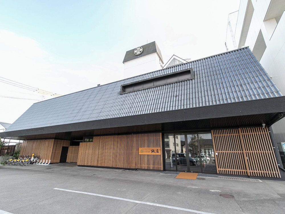 HITOYOSHI ONSEN NABEYA HONKAN 3/50