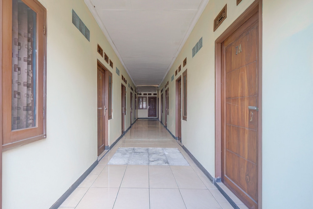 Hotel O Puncak Bogor Near Taman Safari Formerly Hotel Satya Luhur 38/50