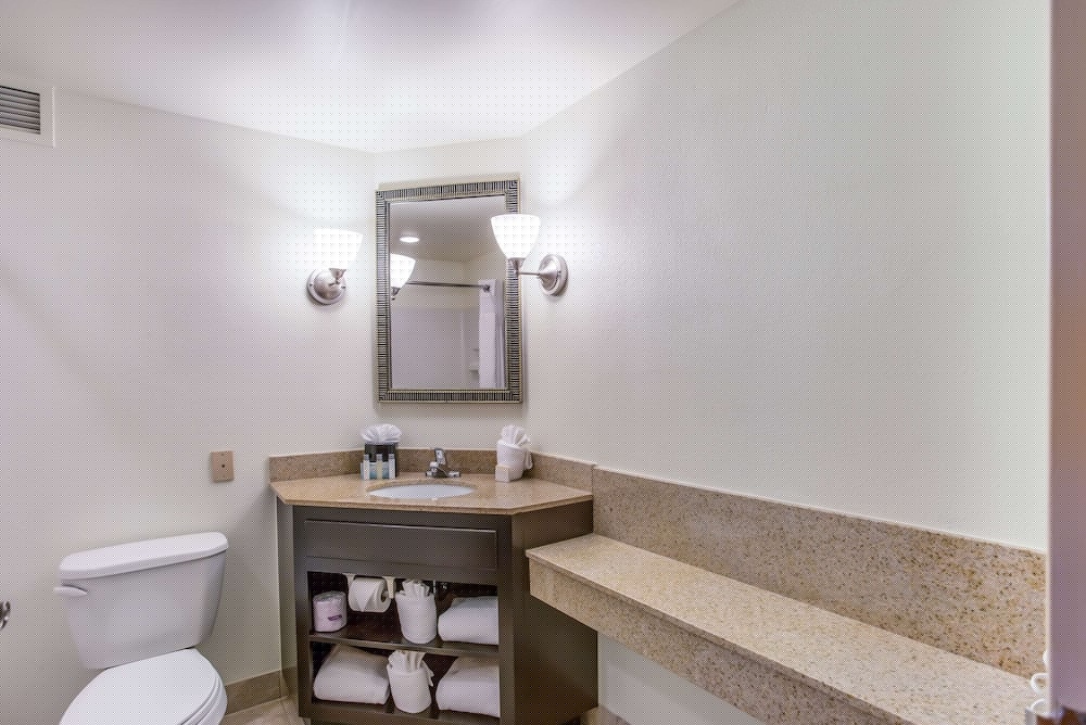 Burrstone Inn, an Ascend Collection Hotel 25/55