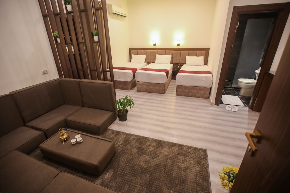 Valencia Hotel 32/40