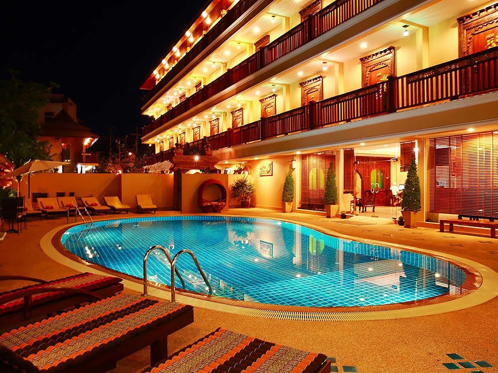 At Chiang Mai Hotel 6/50