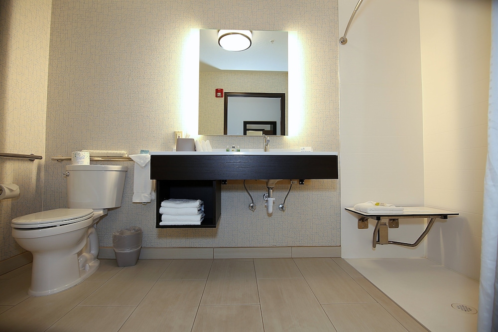 Holiday Inn Express Hotel And Suites Ashland 18/55