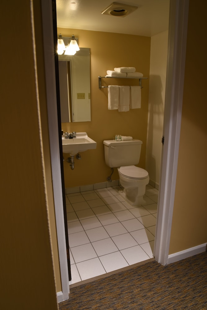 Pacific Inn 37/37