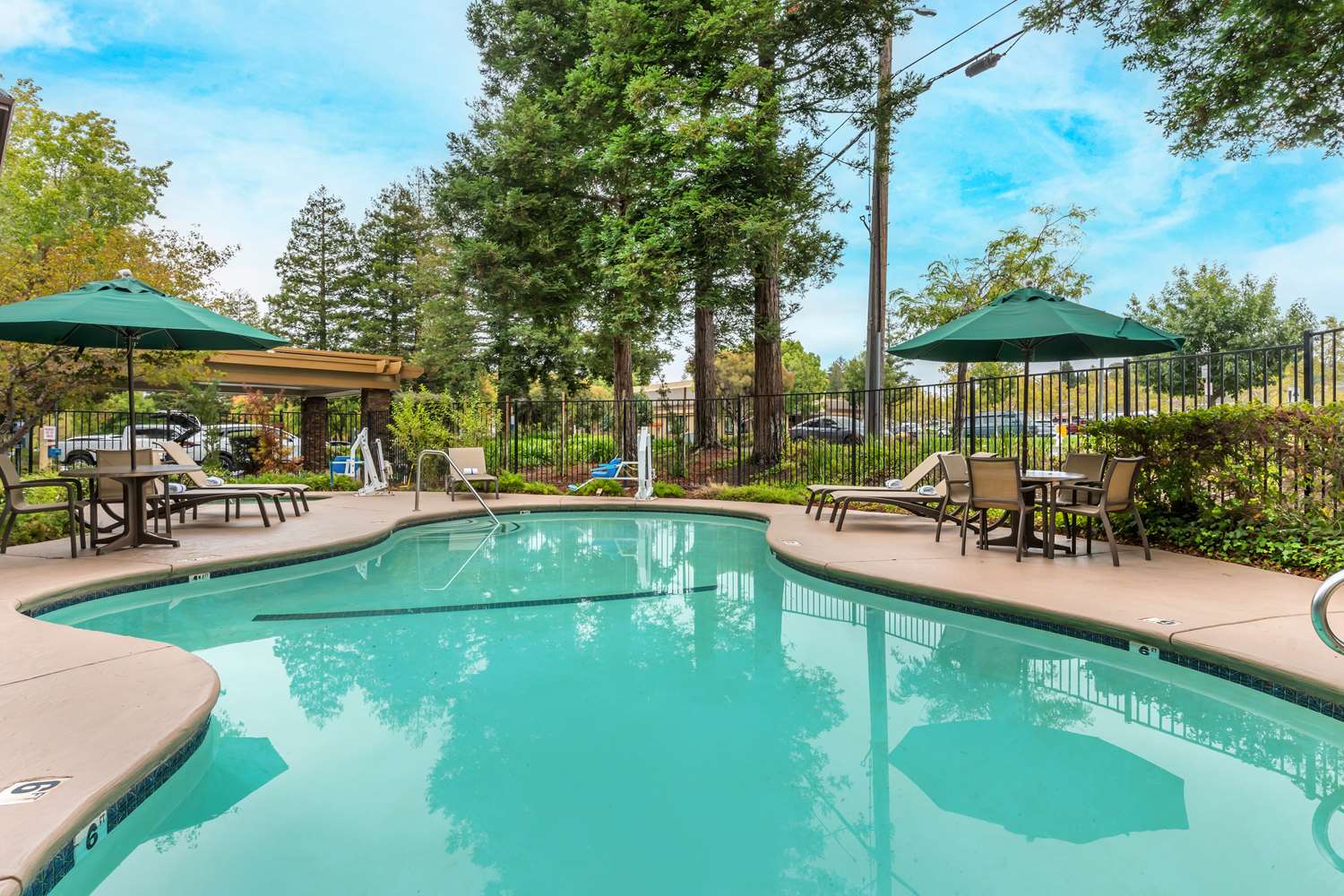Best Western John Muir Inn 41/43