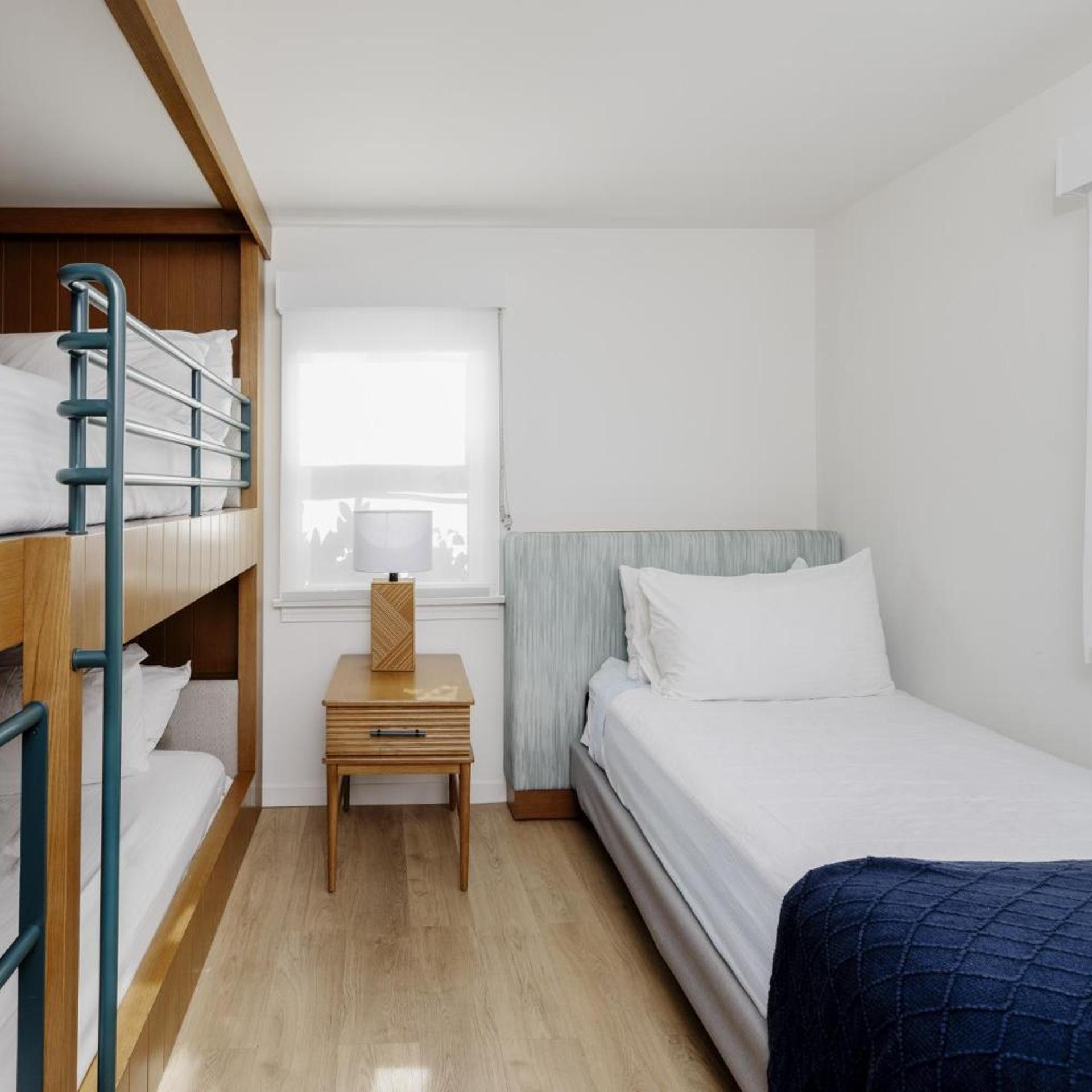 3 Bedrooms, Home