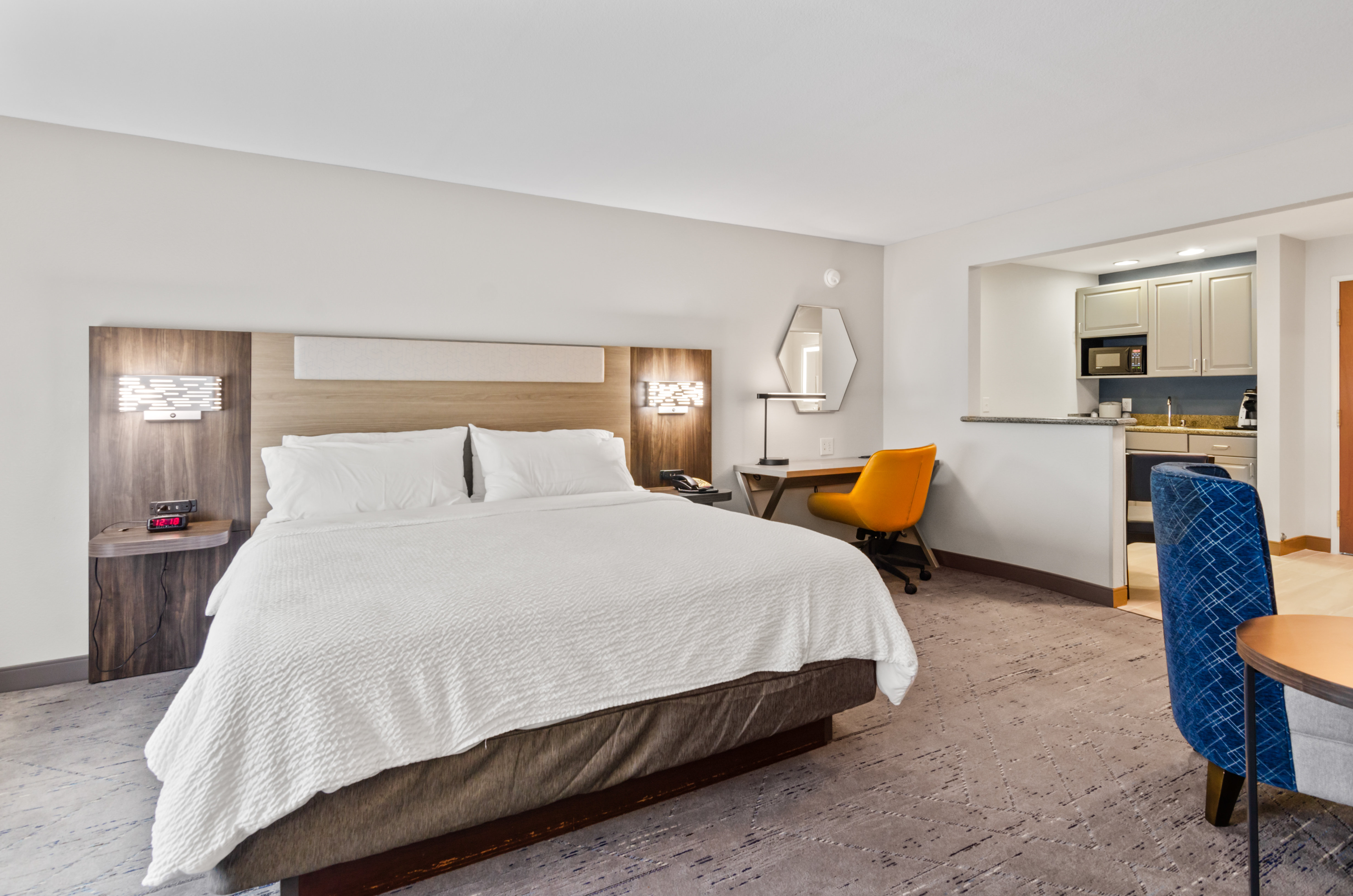 Holiday Inn Express Hotel And Suites Mount Airy 19/60