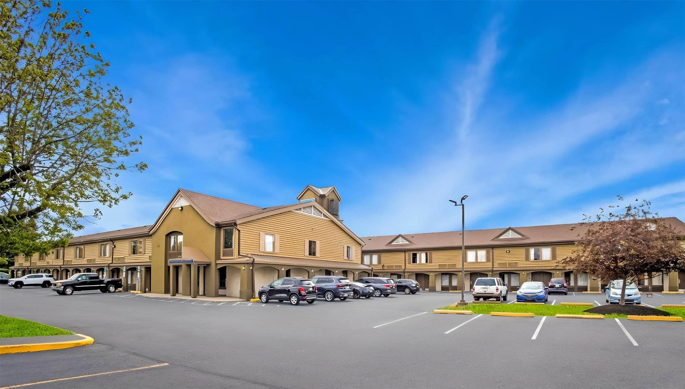 Econo Lodge Allentown North 13/13