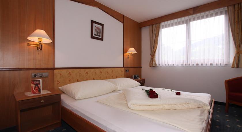 Hotel Waldhof 7/15