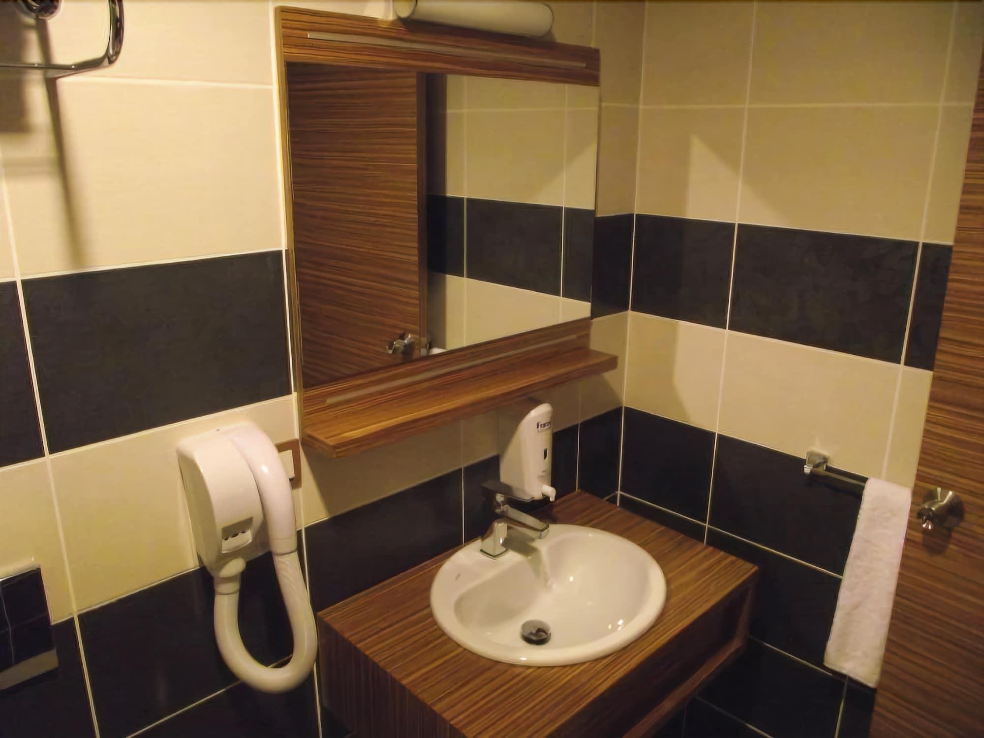 Hotel Almina Park 30/39