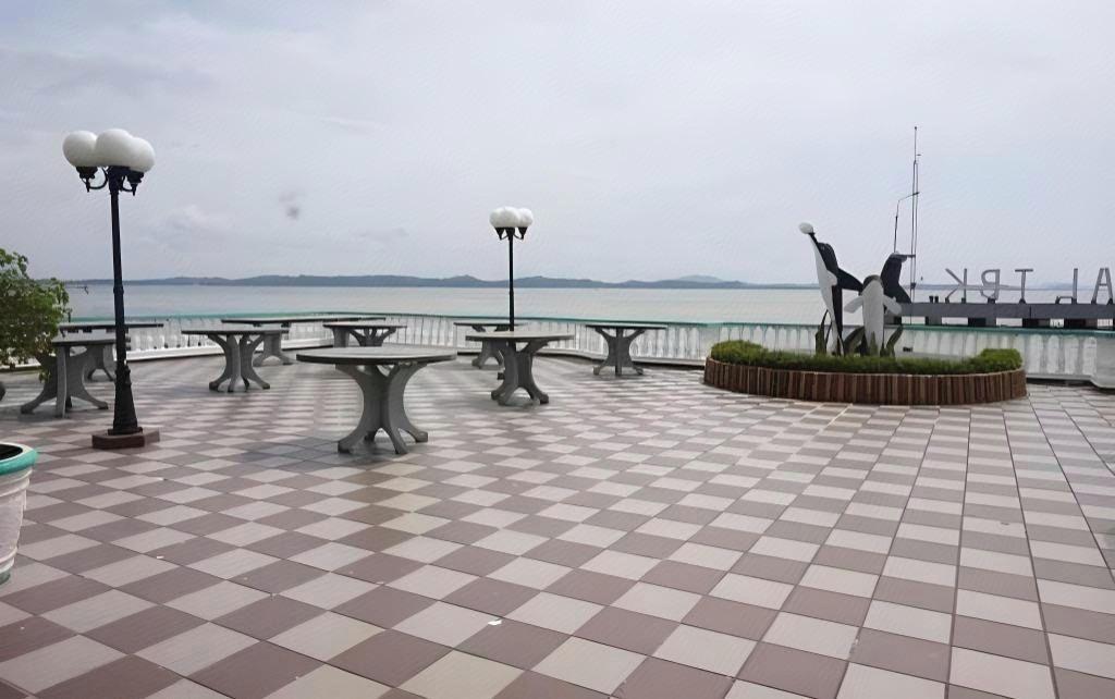 Hotel Holiday Karimun 6/7