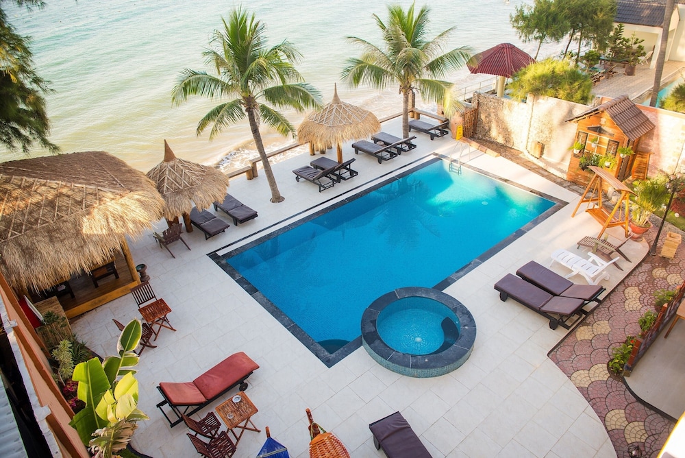 Viva Boutique Resort 63/67