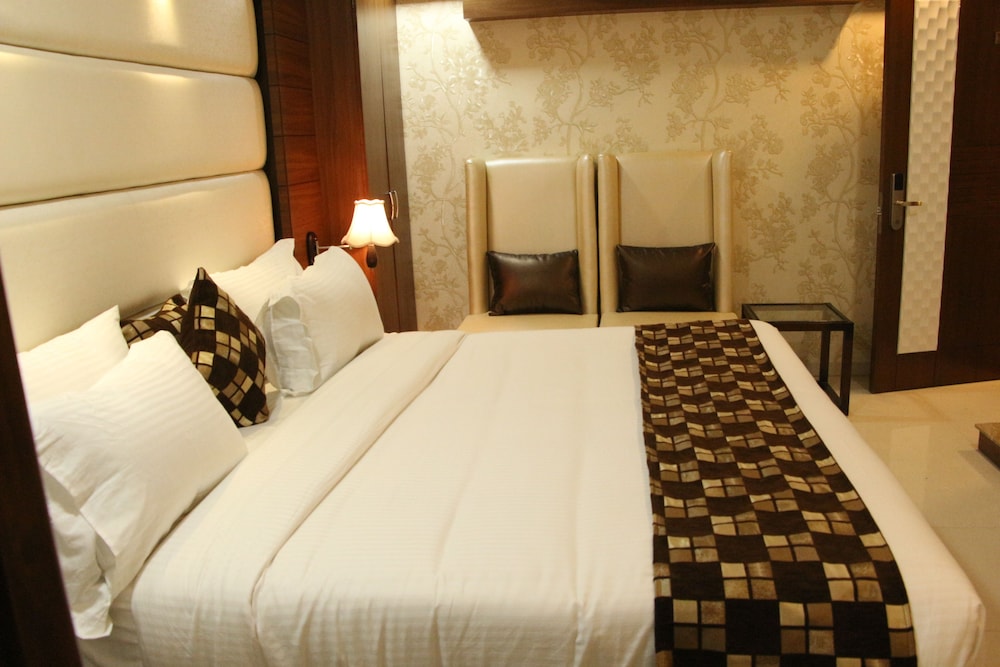 Kc Inn 20/50