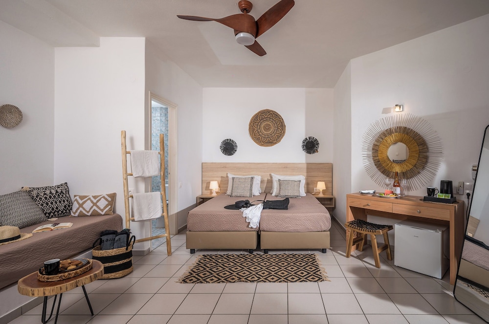 Cretan Seaside Boutique Hotel 23/50