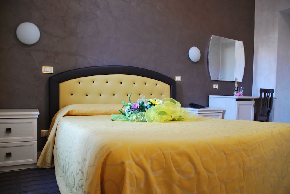 Hotel Antico Distretto 7/41