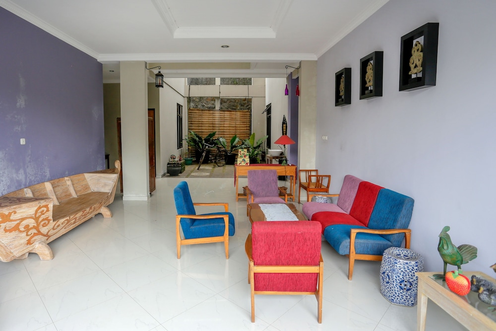 Reddoorz Sersan Bajuri 46/54
