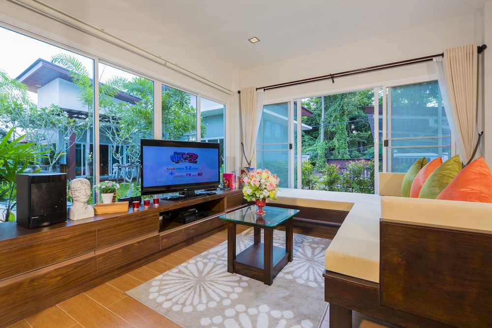 Irawan House 33/48