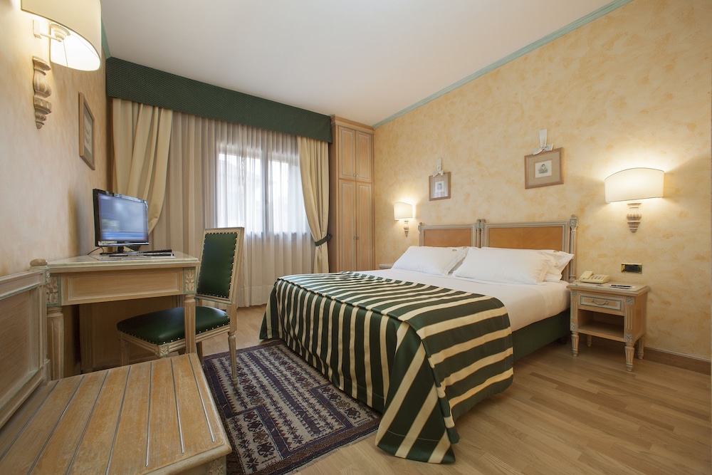 Majestic Toscanelli Hotel 10/36